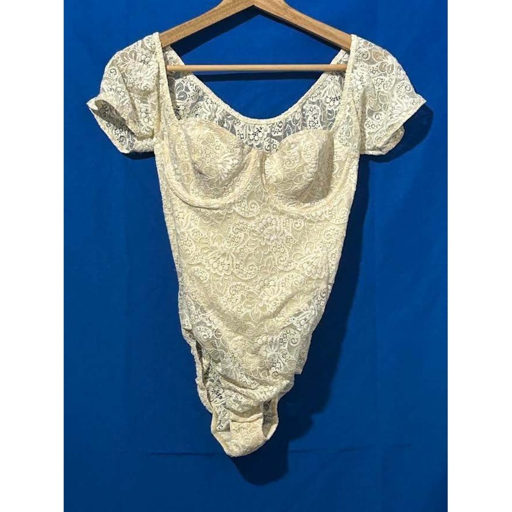 Vintage Trendsetters Lace Bodysuit M Cream Off Shoulder Underwire USA Romantic